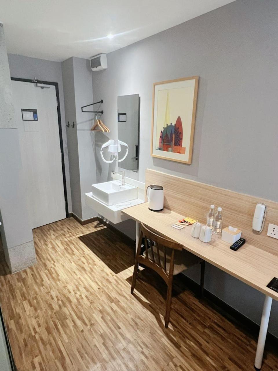 Hako Hotel Skudai Zewnętrze zdjęcie